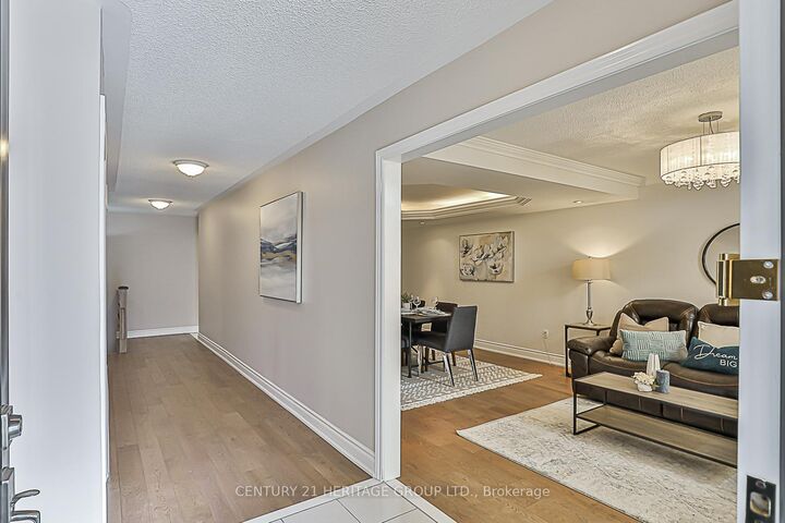 Property Photo:  310 Chambers Crescent  ON L3X 1T2 