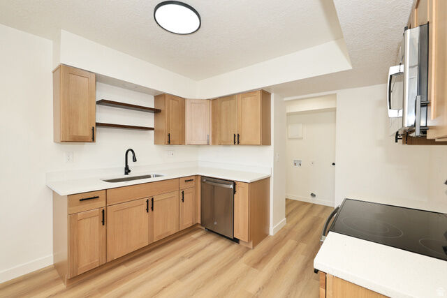 Property Photo:  1861 W Homestead Farms Ln S 3  UT 84119 