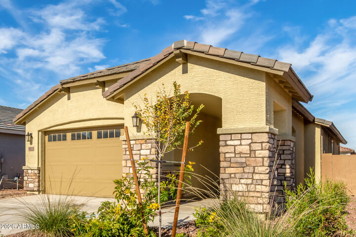 Property Photo:  9210 W Roma Avenue  AZ 85037 