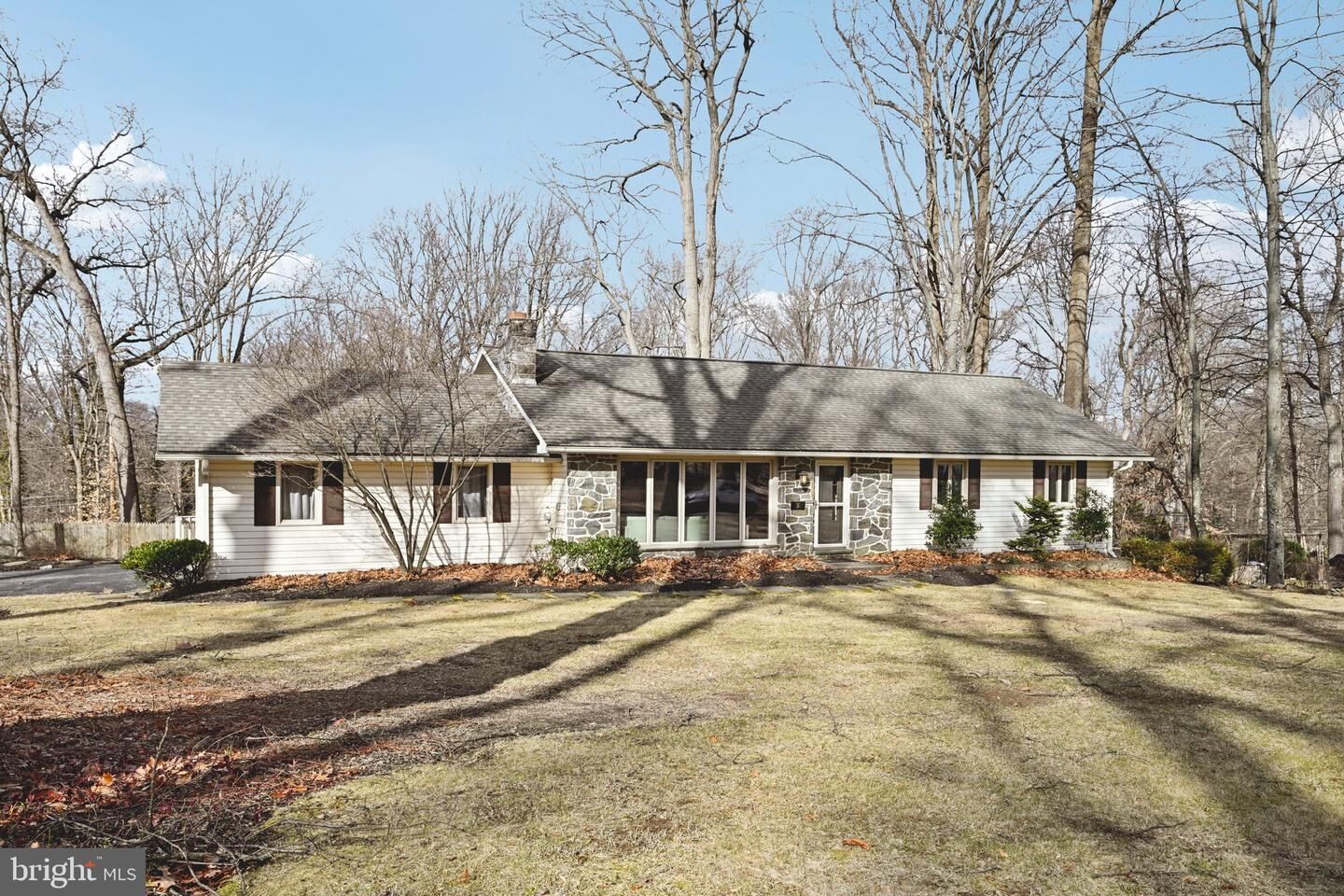 Property Photo:  3 Edgewood Drive  PA 19335 
