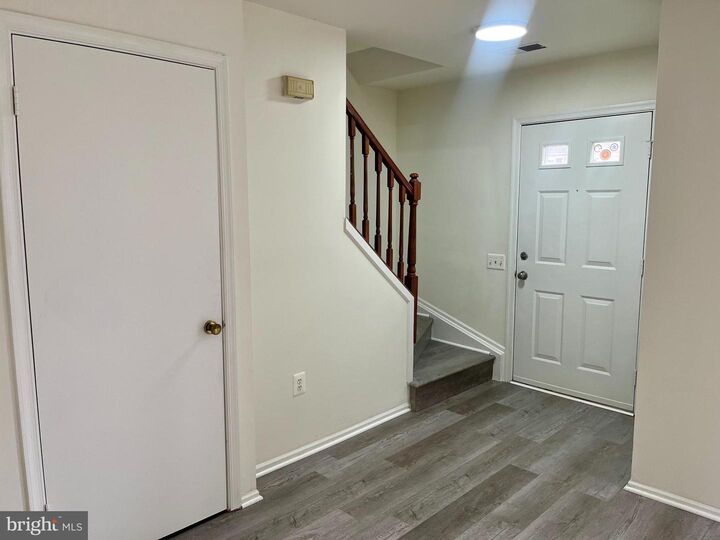 Property Photo:  702 Brandon Circle  MD 20602 