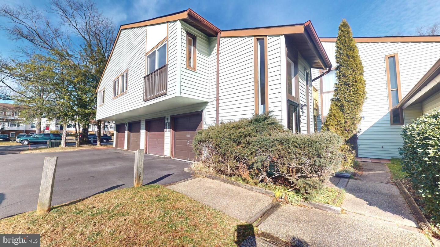 Property Photo:  1717 Aberdeen Court  MD 21114 