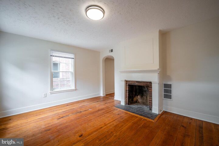 Property Photo:  311 Duke Street  VA 22314 