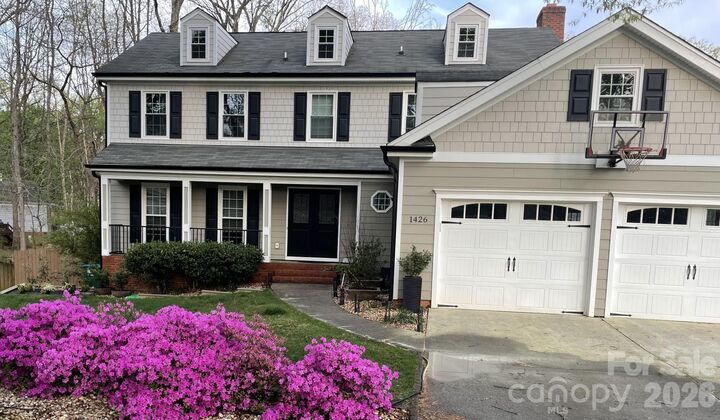 Property Photo:  1426 Ashstead Lane  NC 28105 