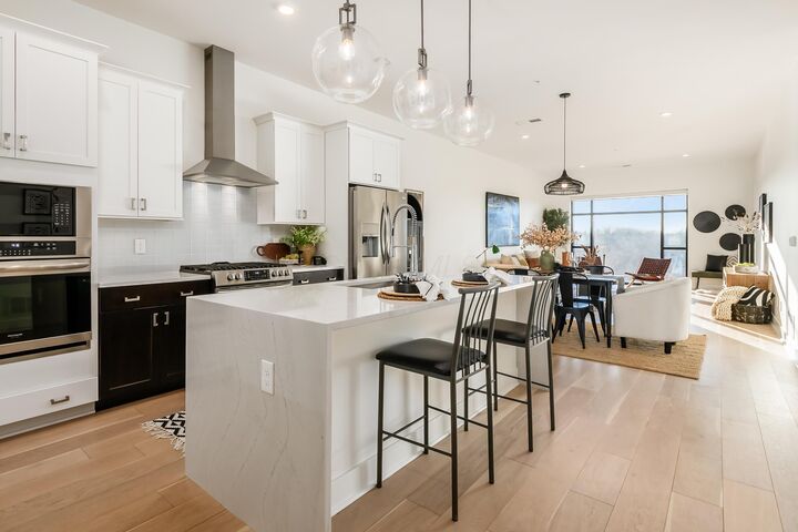 Property Photo:  6745 Longshore Street  OH 43017 