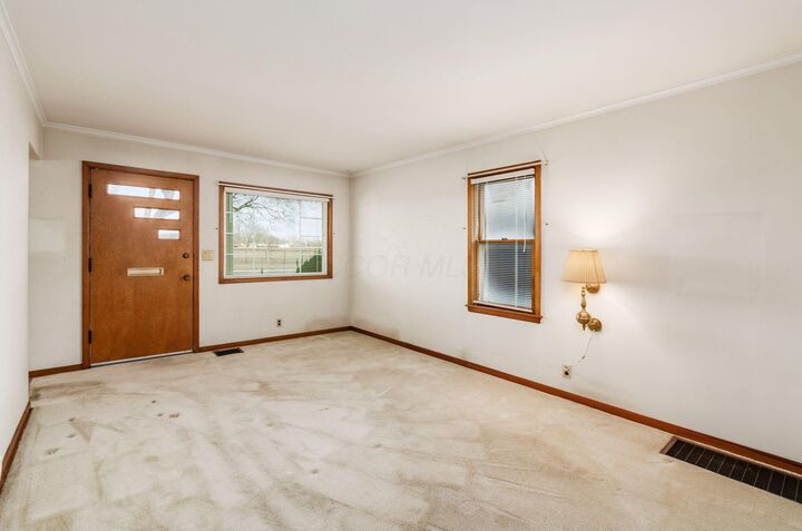 Property Photo:  575 Morse Road  OH 43214 