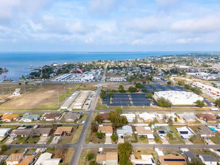 Property Photo:  3946 W 21st Place  FL 32405 