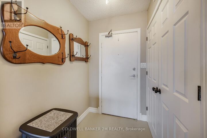 Property Photo:  55 William Street East 1014  ON L1G 7C9 