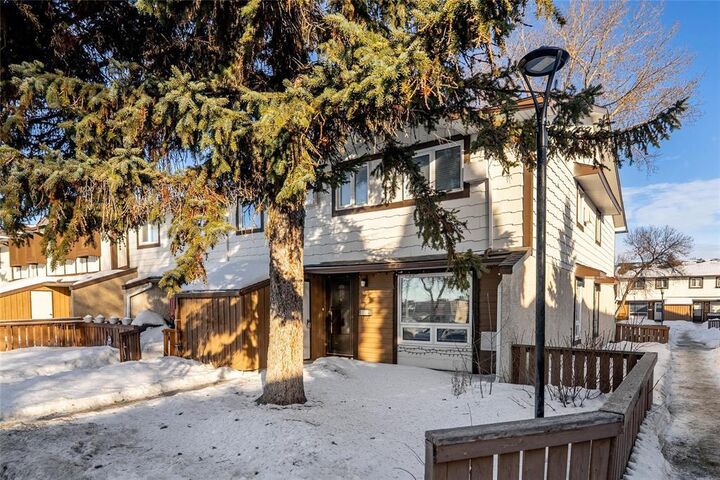 Photo de la propriété:  937 Jefferson Avenue  MB R2P 1H9 