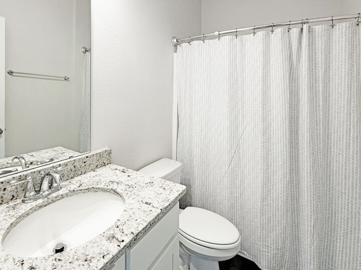Property Photo:  722 Quintana Street  FL 32539 