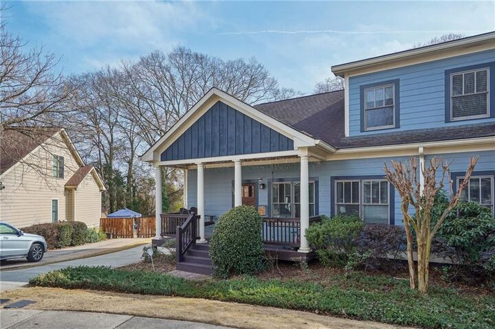 Property Photo:  700 Frasier Circle SE  GA 30060 