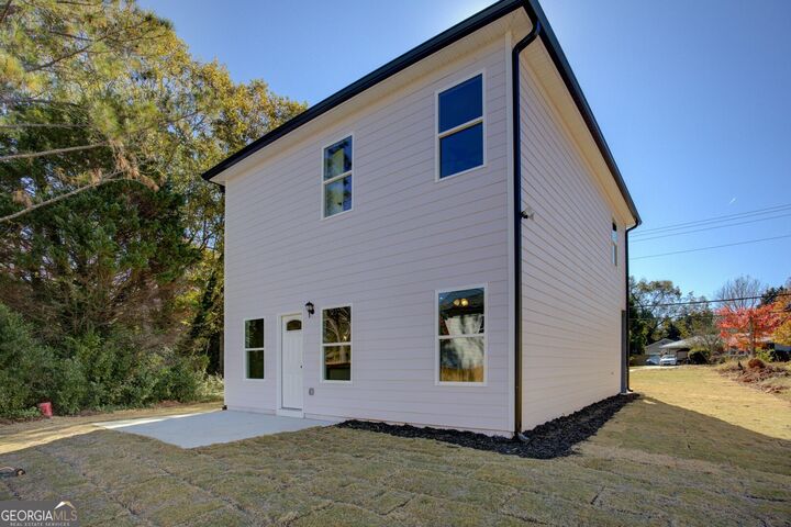Property Photo:  523 E Chappell Street  GA 30223 