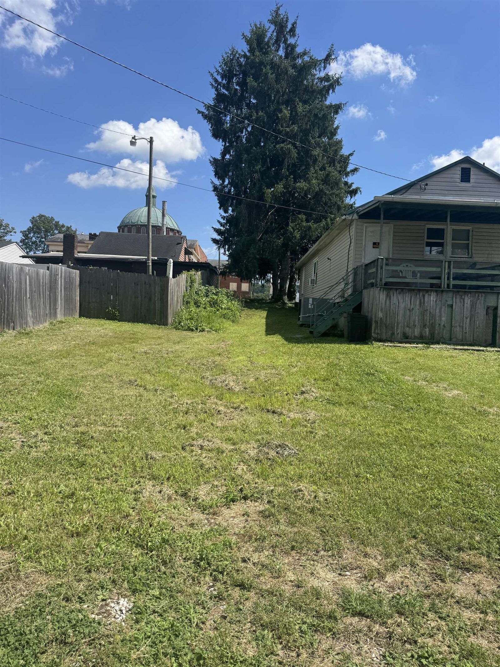 Property Photo: 920 R Jefferson Avenue WV 25704