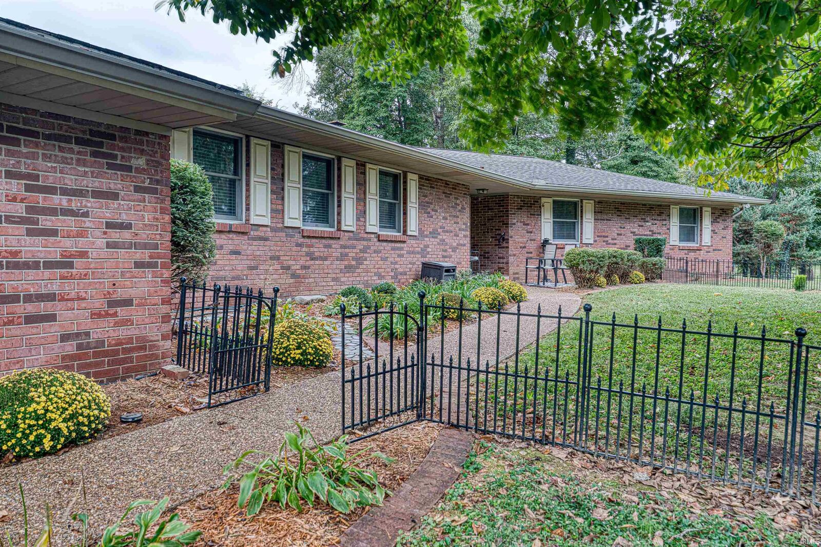 Property Photo:  5244 Tarrytown Road  IN 47630 