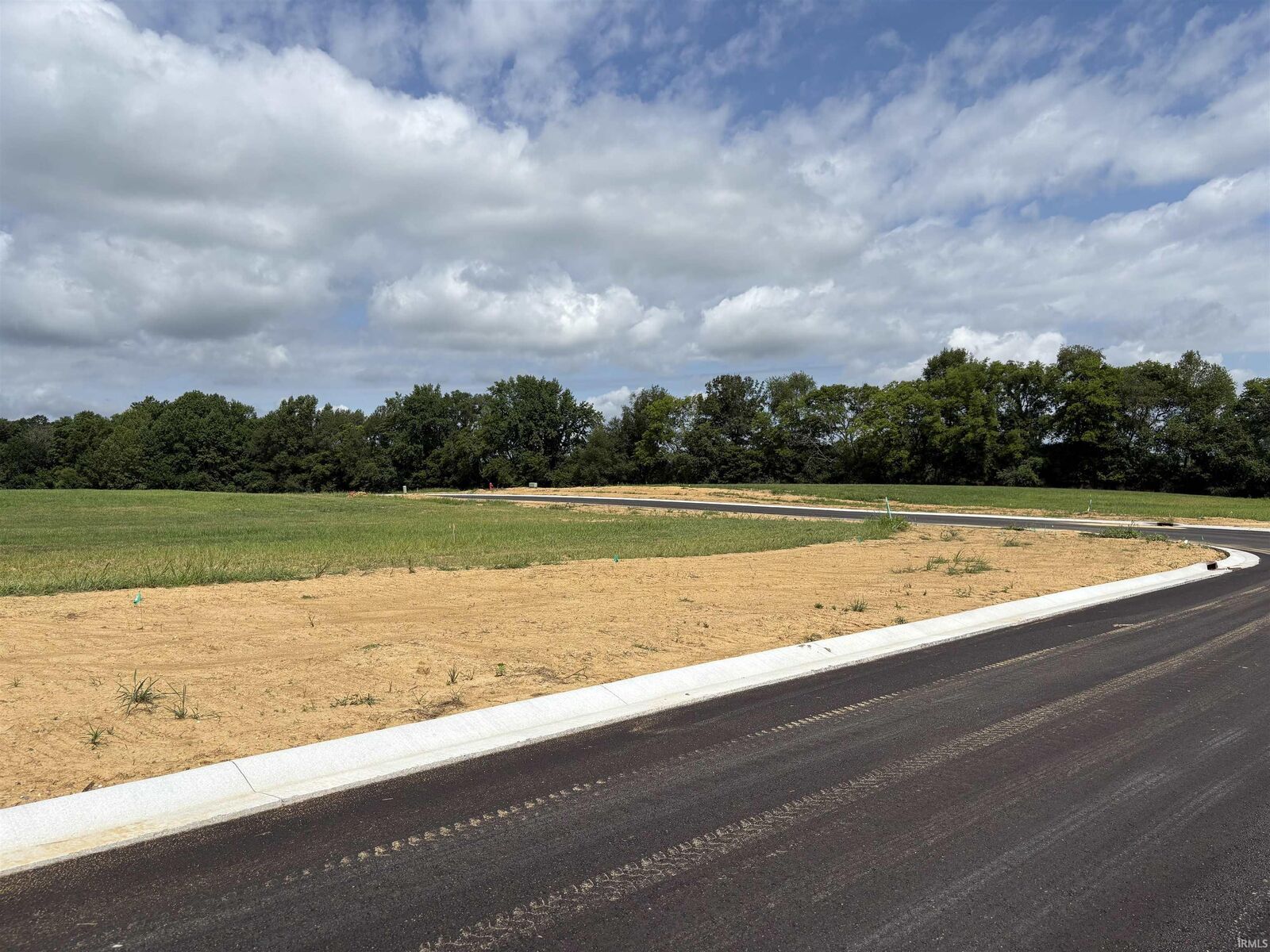 Property Photo:  1054 Saddlebrooke Circle  IN 47610 