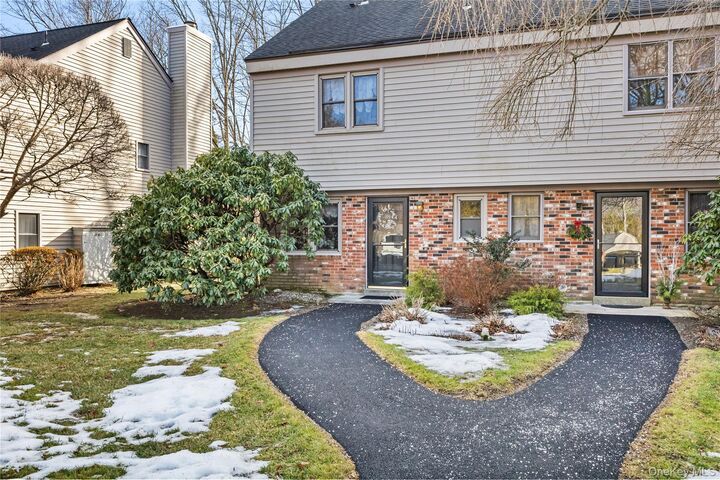 Property Photo:  182 Heritage Hills A  NY 10589 