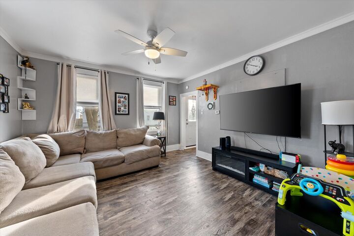 Property Photo:  1430 Virginia Ave  WI 53081 