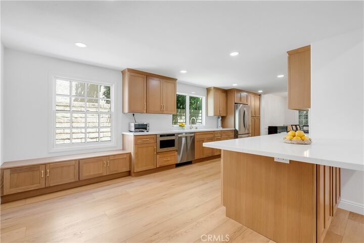 Property Photo:  23024 Park Veneto  CA 91302 