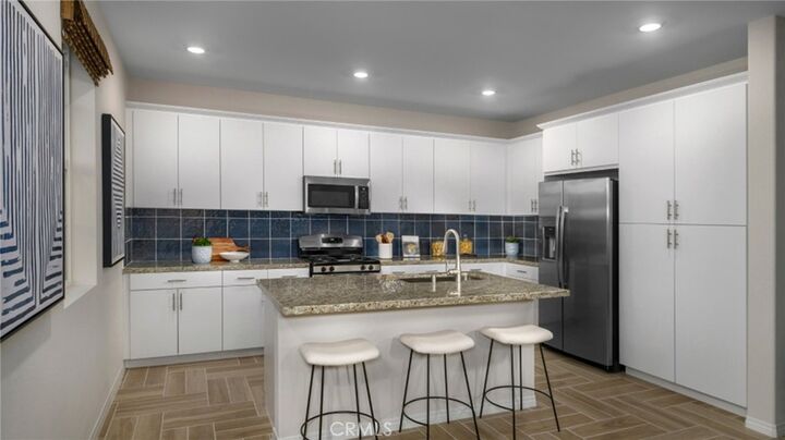 Property Photo:  2439 Gunner Ridge Way  CA 92377 