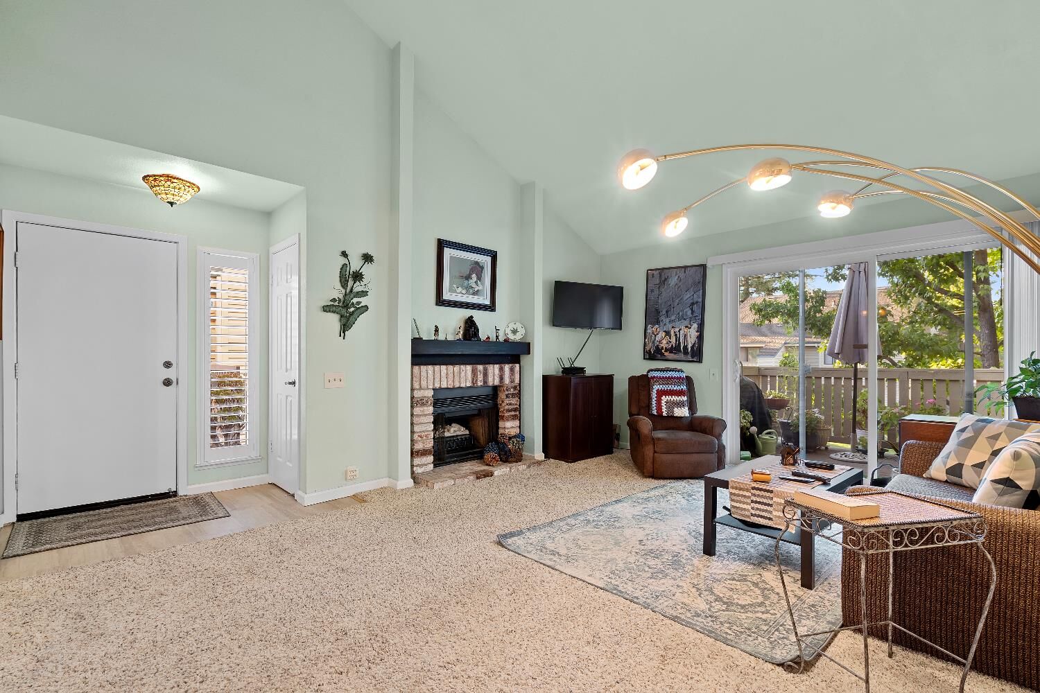 Property Photo: 2280 Hurley Way 30 CA 95825