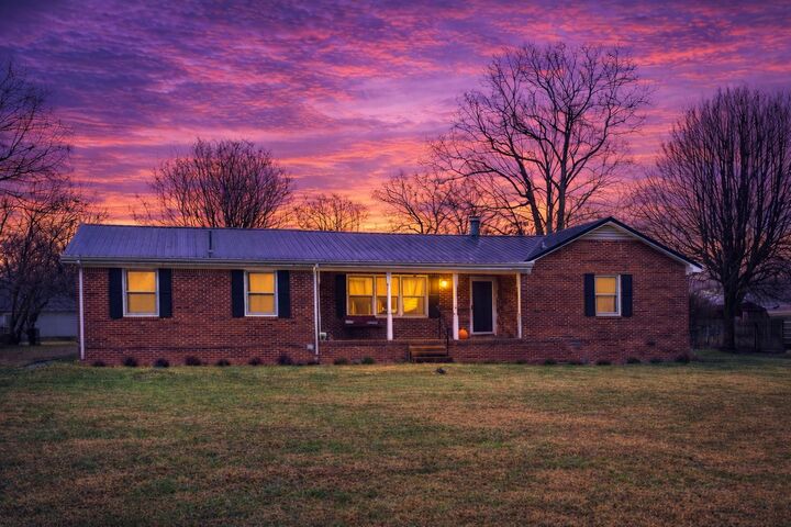 Property Photo: 106 Larkway Dr TN 37388