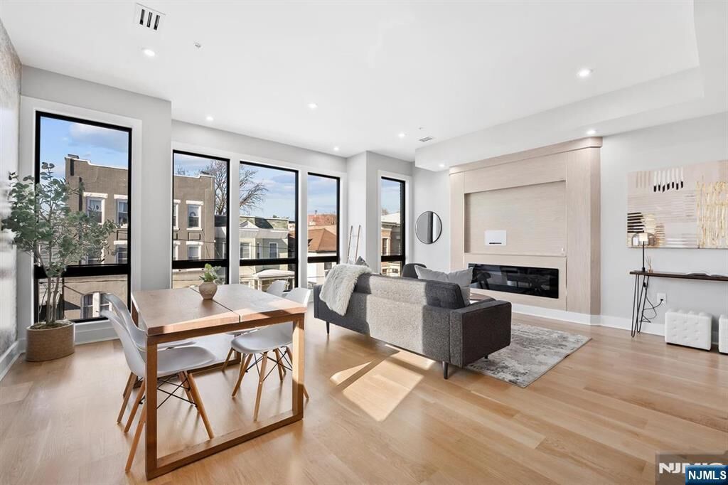 Property Photo:  146 Sherman Avenue 3  NJ 07307 