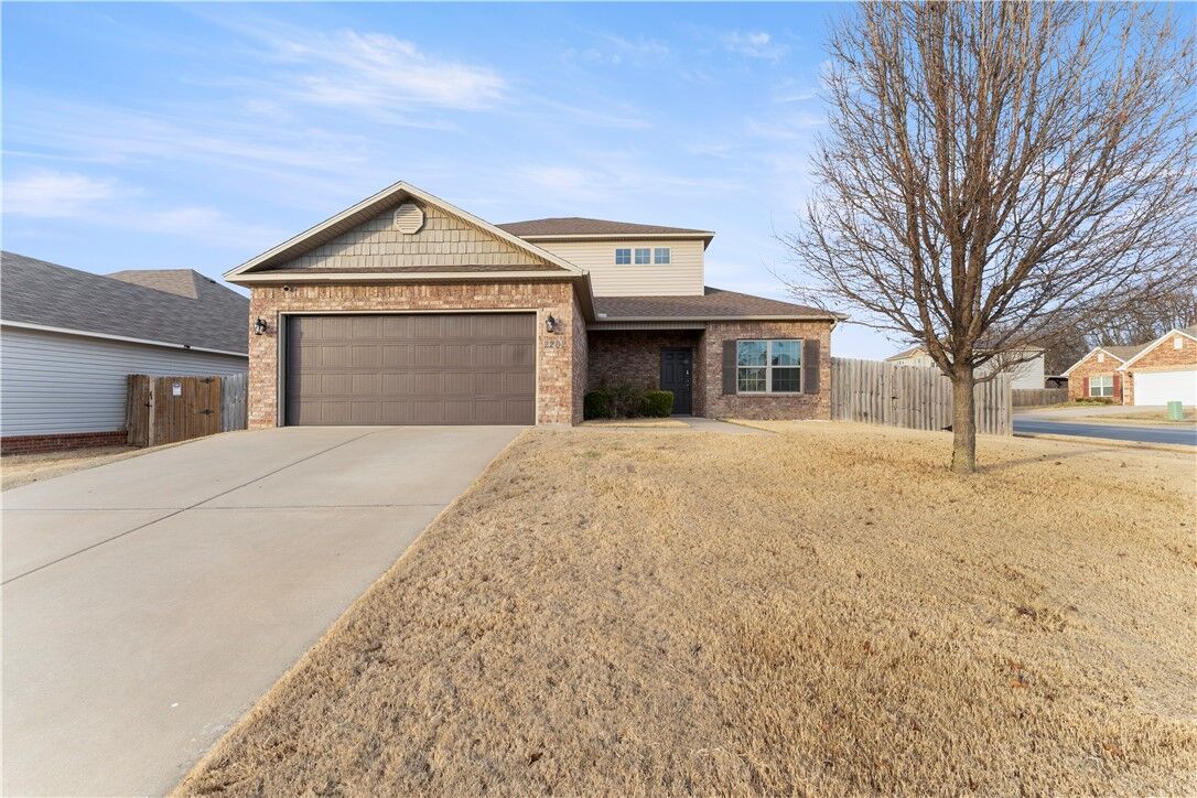 Property Photo:  2202 Elmwood Avenue  AR 72745 