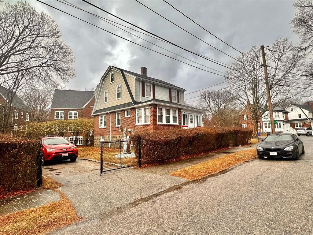 Property Photo: 7 Parkway Cres MA 02186