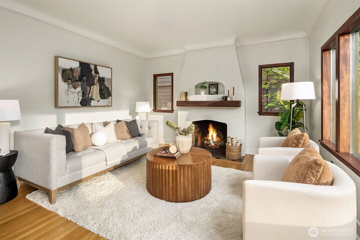 Property Photo: 6524 Division Avenue NW WA 98117