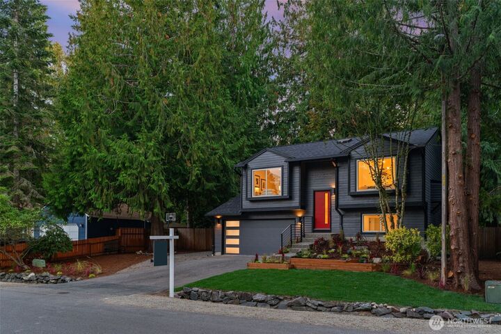 Property Photo:  2709  229th Place NE  WA 98074 