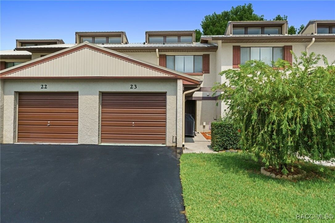 Property Photo:  49 Douglas Street 23  FL 34446 