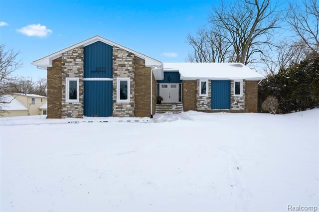 Property Photo: 20771 Halsted Road MI 48167