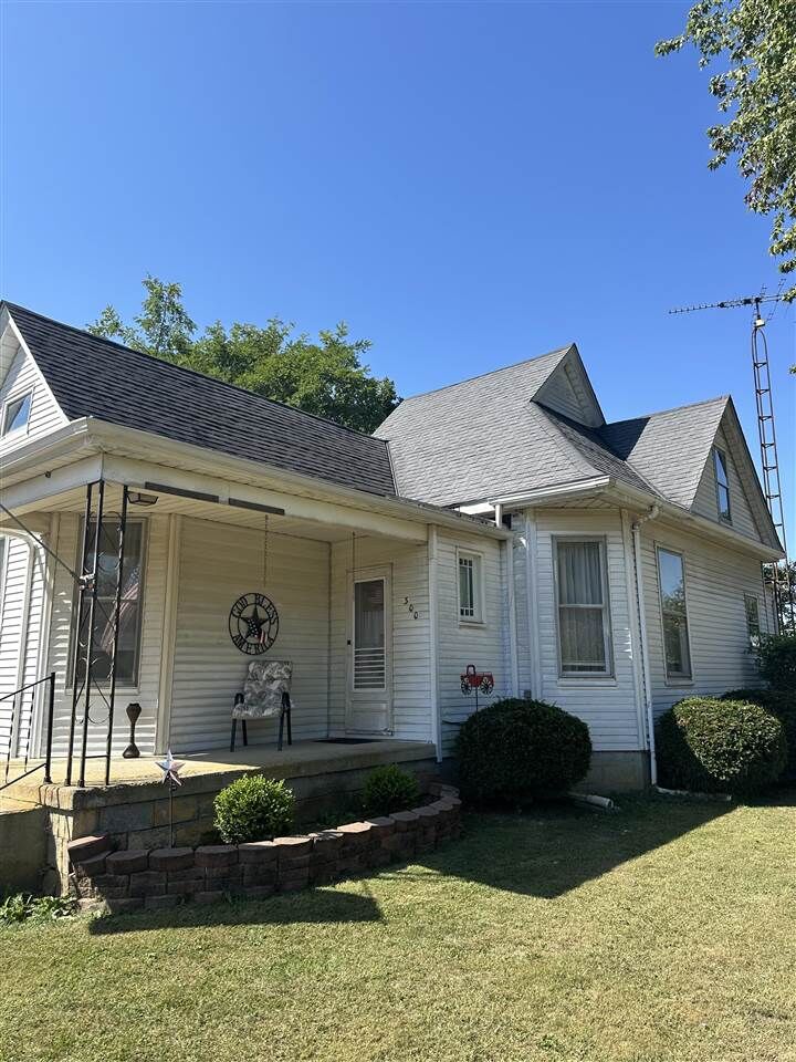 Property Photo:  300 S Brookville Pike  IN 47003 