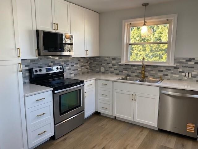 Property Photo:  203 Laurens Street  RI 02910 