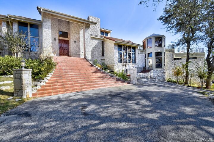 Property Photo:  17050 Sunridge Pt  TX 78023 