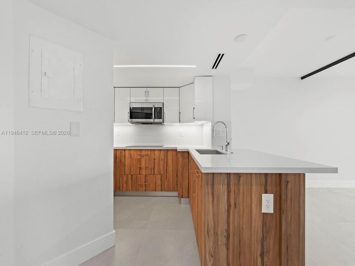 Property Photo: 8215 SW 152nd Ave G-308 FL 33193
