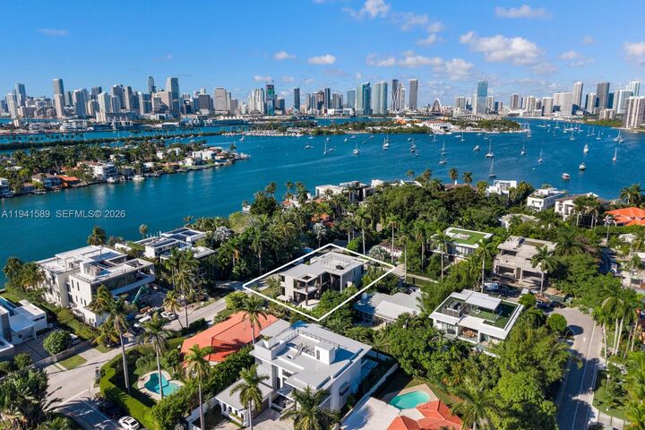 Property Photo: 375 S Hibiscus Dr FL 33139