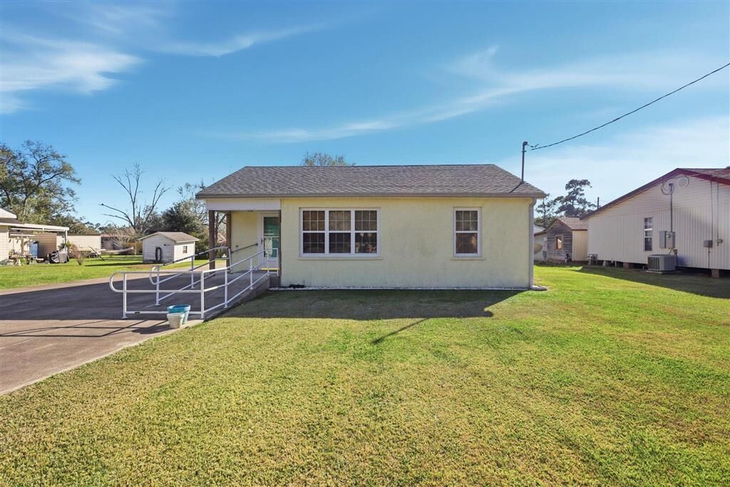 Property Photo: 544 Patton Street LA 70663