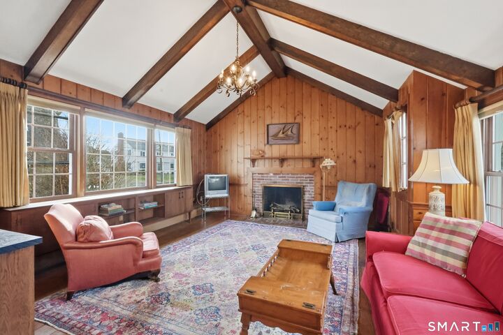 Property Photo:  2 Farm Hill Road  CT 06107 