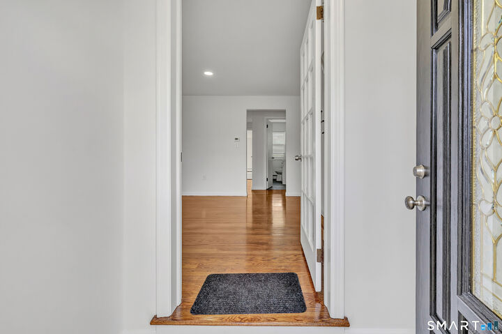 Property Photo:  140 Shawmut Avenue  CT 06473 