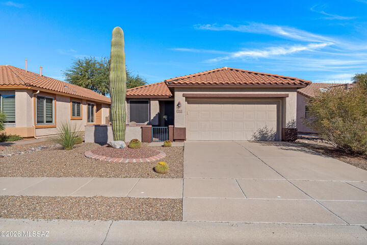 Property Photo:  9513 N Twinkling Shadows Way  AZ 85743 