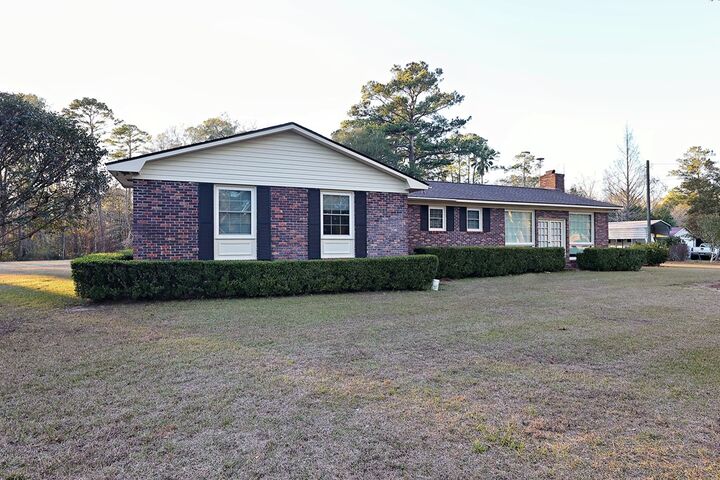 Property Photo: 141 Dechene Drive GA 31757