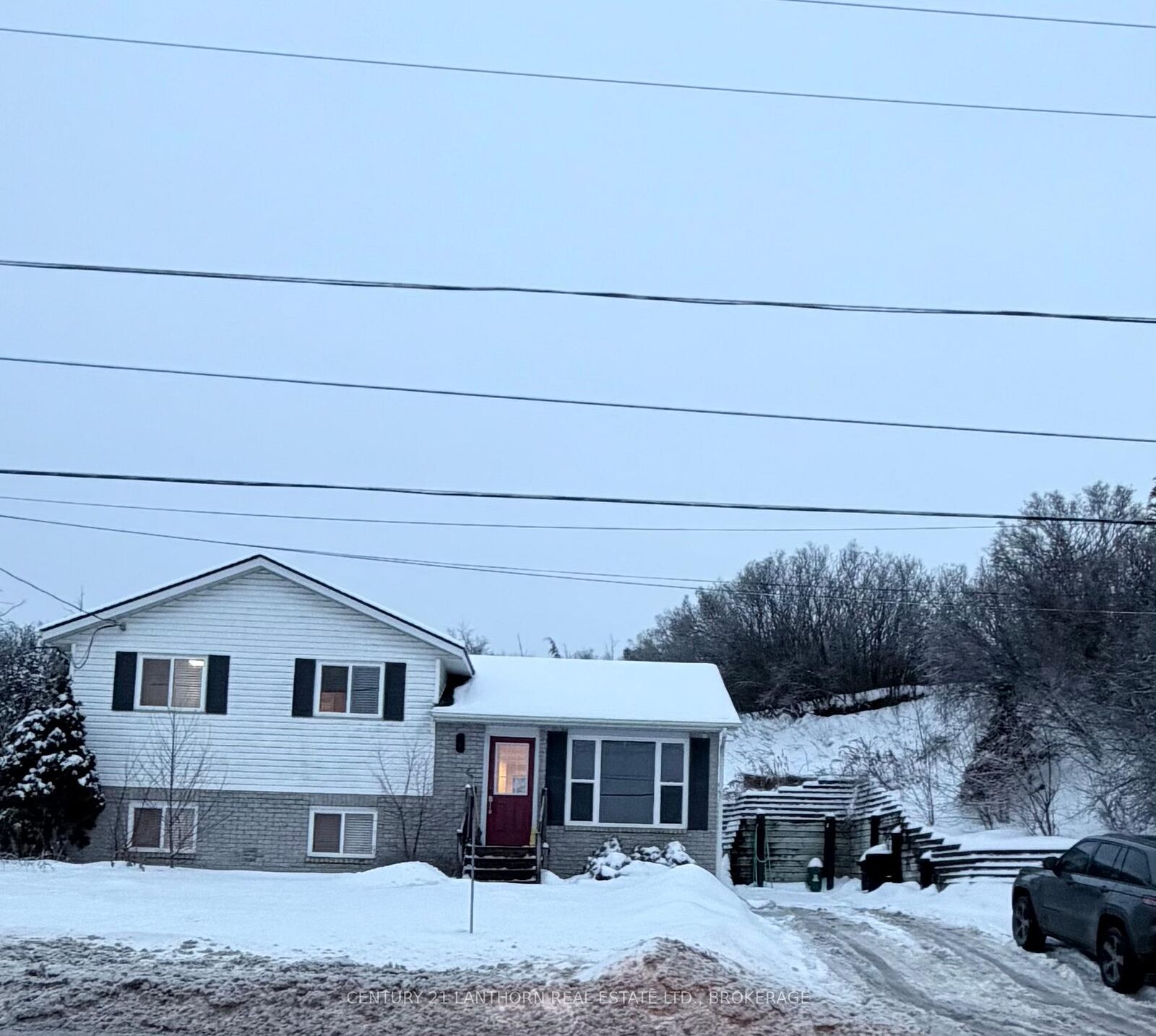 Property Photo:  252 Cannifton Road N  ON K0K 1K0 