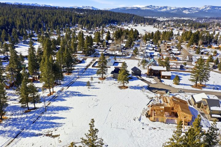 Property Photo:  16365 Havern Hill Court  CA 96161 