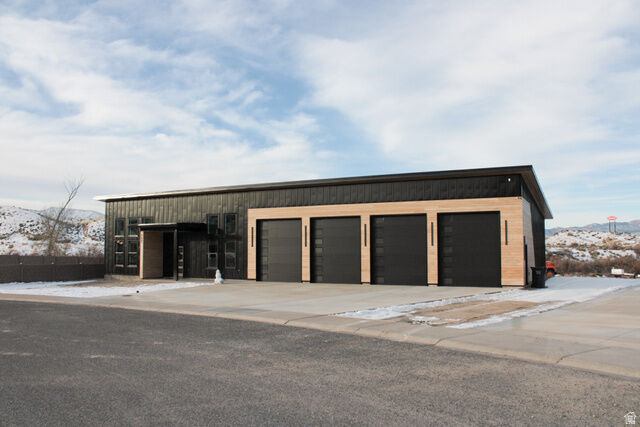 Property Photo: 1666 S River Rock Way UT 84654