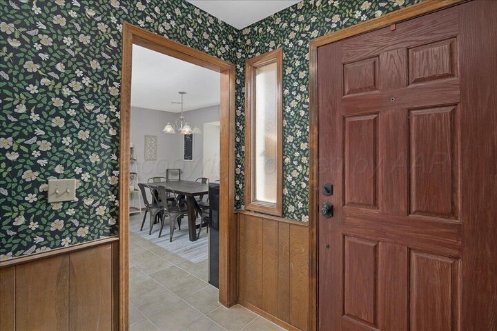 Property Photo: 4202 Charles Street TX 79106-6005