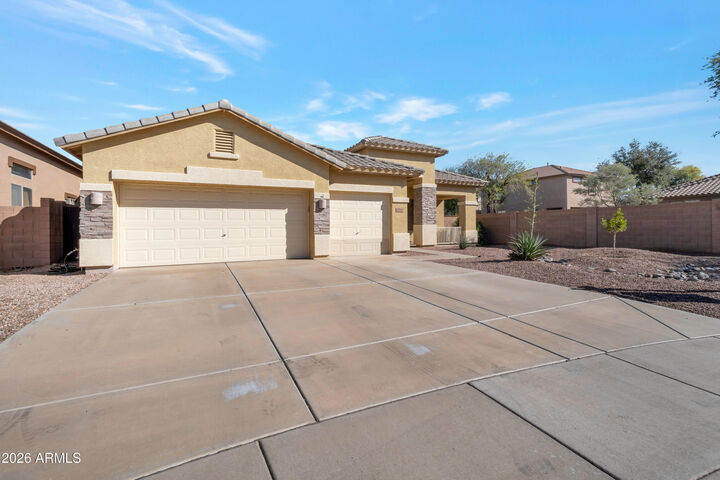 Property Photo: 1912 E Flintlock Way AZ 85286