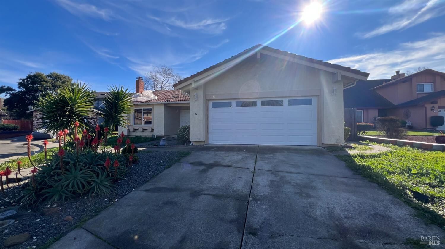Property Photo:  121 Notre Dame Court  CA 94589 