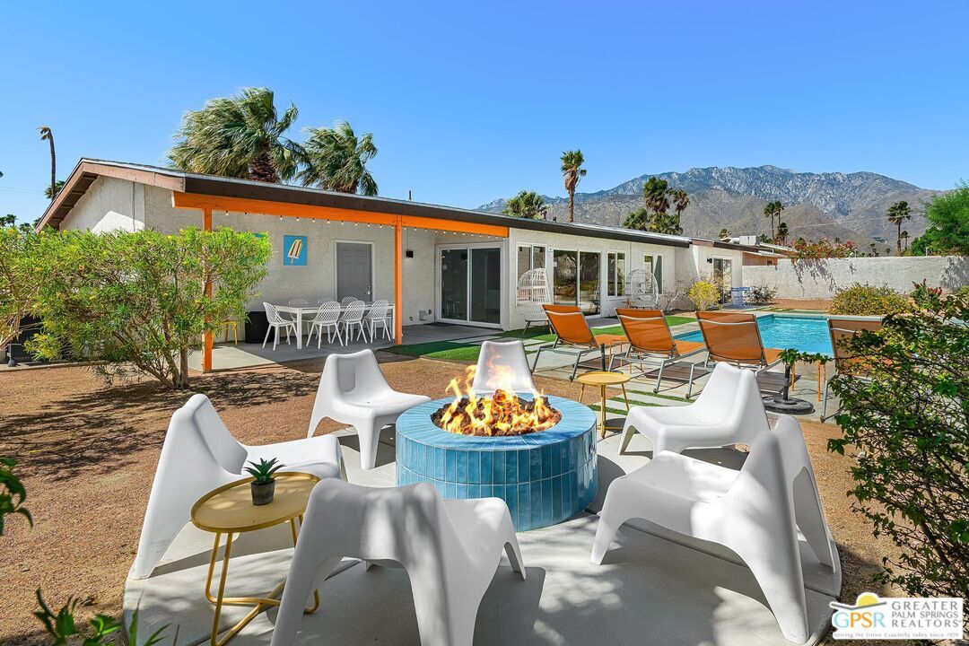 Property Photo:  2864 E Valencia Rd  CA 92262 