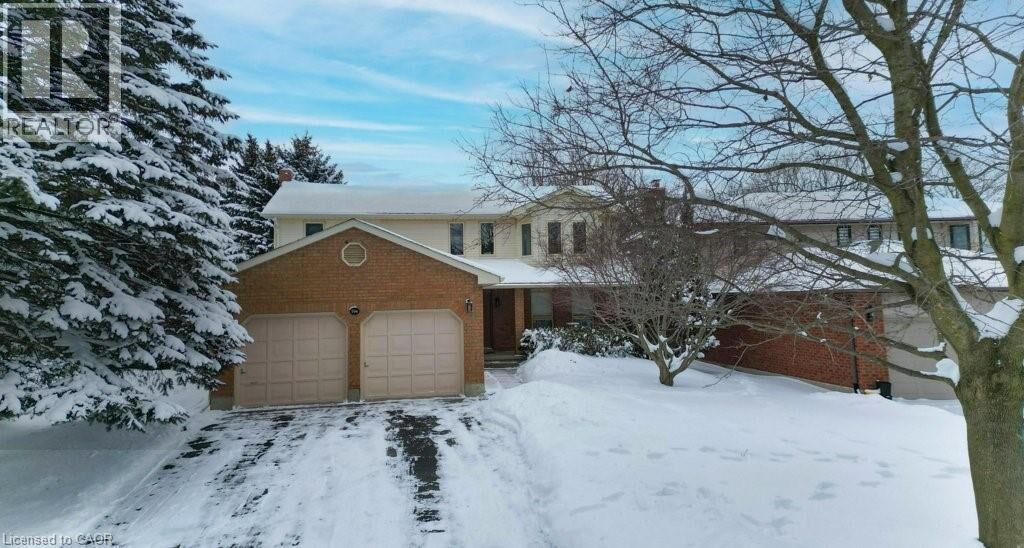 Property Photo:  594 Hunters Place  ON N2K 3L3 